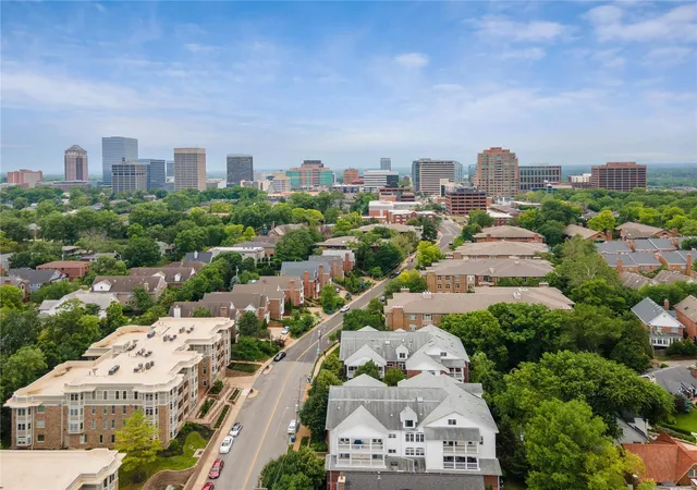 Photo 1 of Condo for sale at 505 N And S Rd #3C, University, MO 63130 | MLS# 23033968 | Listing updated on 2025-03-03