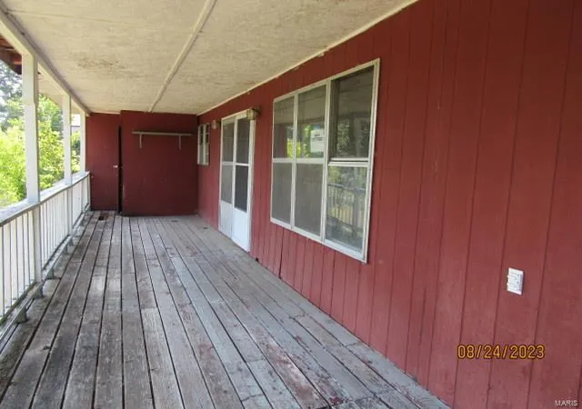 Photo 3 of Sale Pending at 3929 Lakeshore Dr, New Haven, MO 63068 | MLS# 23043534 | Listing updated on 2024-07-31