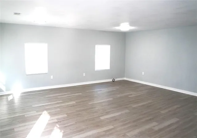 5th image of 2021 Willoughby St, Kennett, MO 63857 | MLS# 23059393