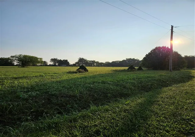 Photo 2 of Sale Pending at 0 Fields Dr, Conway, MO 65632 | MLS# 23065074 | Listing updated on 2024-09-08