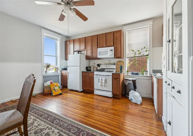 Photo 4 of Multi family home for sale at 4975 Arsenal St, Saint Louis, MO 63139 | MLS# 23066521 | Listing updated on 2024-07-05