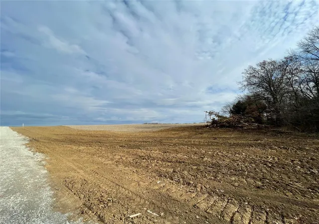 Photo 2 of Land for sale at 5 Lone Cedar Trail, New London, MO 63459 | MLS# 23069431 | Listing updated on 2024-11-06