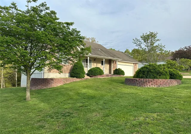 Photo 2 of Single family home for sale at 407 S Reserve St, Rosebud, MO 63091 | MLS# 23073711 | Listing updated on 2024-12-09