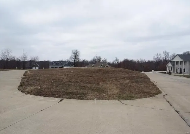 3rd image of 53 Gala Dr, Hannibal, MO 63401 | MLS# 24000331
