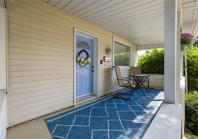 Photo 2 of Sale Pending at 9501 Theodosia Ave, Saint Louis, MO 63114 | MLS# 24005185 | Listing updated on 2024-09-03