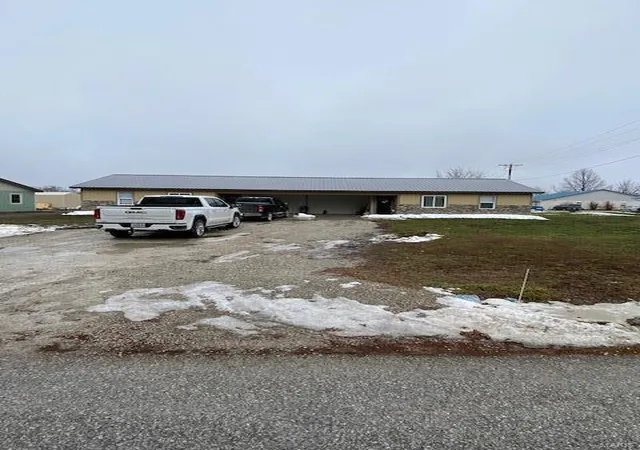 Photo 1 of Multi family home for sale at 810 E Cleveland St #A/B, Monroe City, MO 63456 | MLS# 24005804 | Listing updated on 2024-07-25