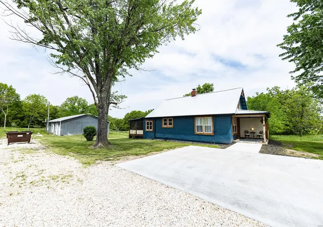 Photo 4 of Single family home for sale at 15295 County Road 5200, Rolla, MO 65401 | MLS# 24008410 | Listing updated on 2024-08-12