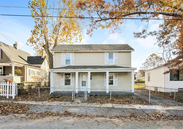 Homes for sale in Saint Louis, MO | 1292 Purcell Ave, Saint Louis, MO 63133 | MLS# 24008734