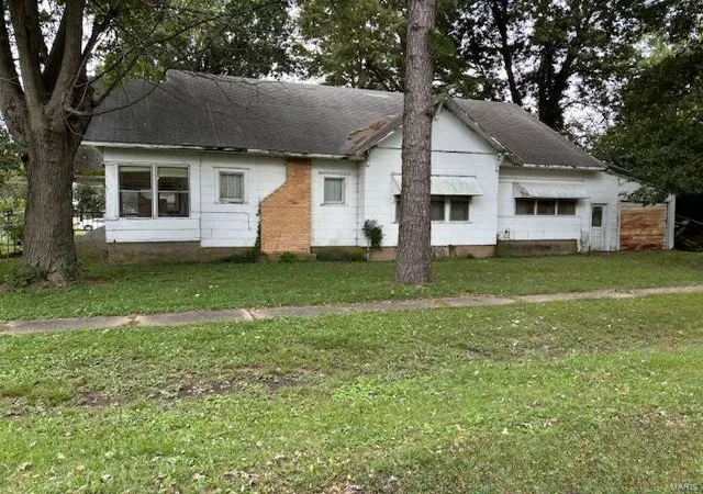 Photo 2 of Single family home for sale at 316 Day Ave, Bernie, MO 63822 | MLS# 24010819 | Listing updated on 2024-10-02