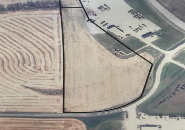 1st image of 7028 Hwy F, Hannibal, MO 63401 | MLS# 24012611