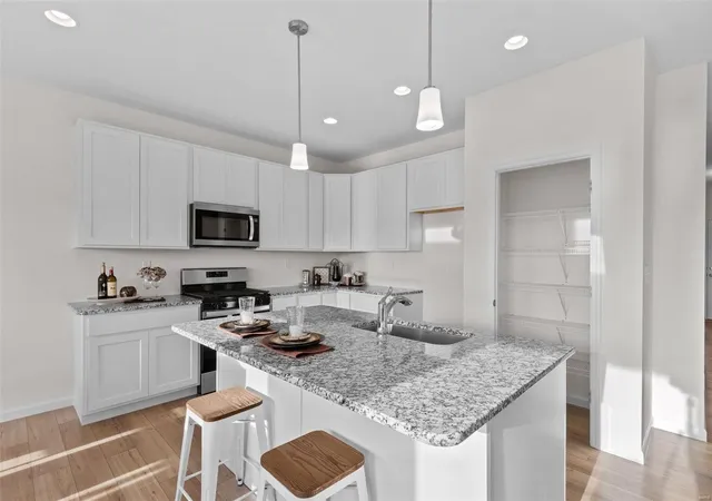 Photo 3 of Single family home for sale at 1 Savoy @ The Highlands, Washington, MO 63090 | MLS# 24012879 | Listing updated on 2024-11-27