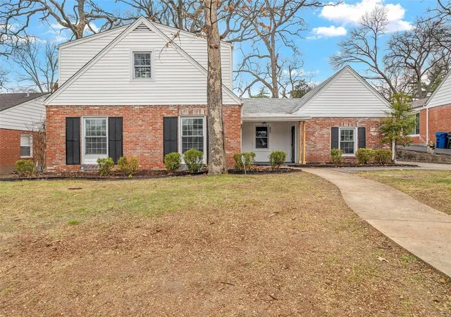 Photo 1 of Sale Pending at 83 Chafford Woods, Saint Louis, MO 63144 | MLS# 24013752 | Listing updated on 2024-11-23