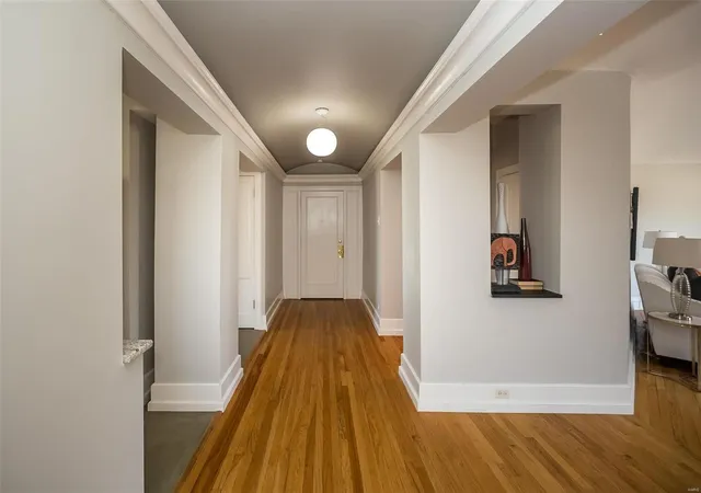 Photo 2 of Condo for sale at 410 N Newstead Ave #6W, Saint Louis, MO 63108 | MLS# 24014538 | Listing updated on 2025-03-17