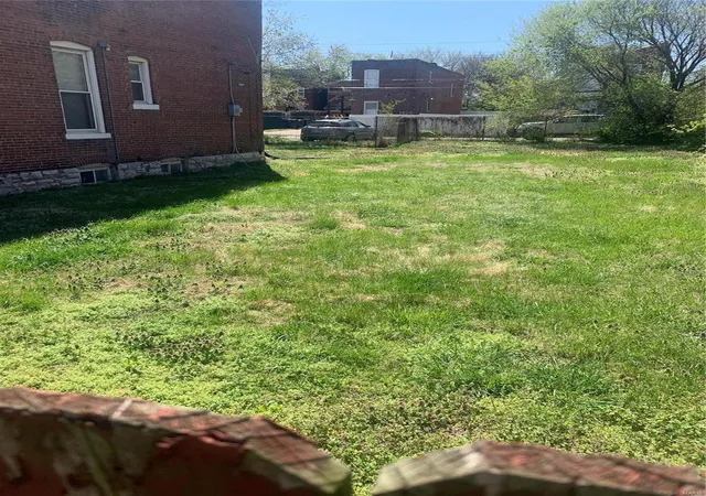 Photo 2 of Land for sale at 1930 Warren St, Saint Louis, MO 63106 | MLS# 24015738 | Listing updated on 2024-10-03