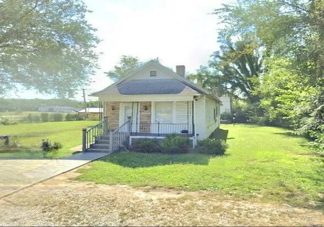 Photo 1 of Single family home for sale at 1728 Division Ave, East Saint Louis, IL 62205 | MLS# 24017901 | Listing updated on 2025-02-27