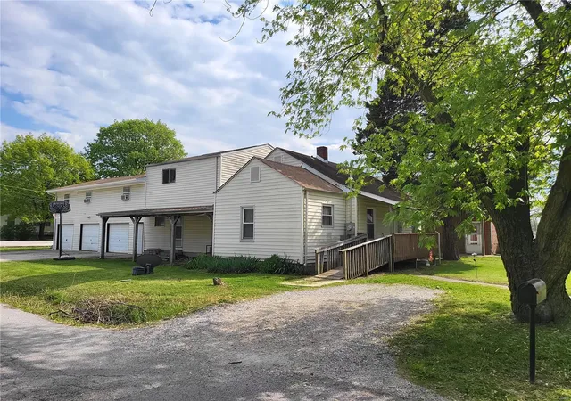 2nd image of 3600 Falling Springs Rd #A & B, East Saint Louis, IL 62206 | MLS# 24018543