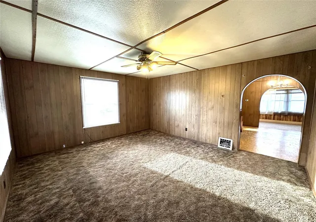 Photo 2 of Single family home for sale at 1302 E 3rd St, Salem, MO 65560 | MLS# 24019625 | Listing updated on 2024-09-04