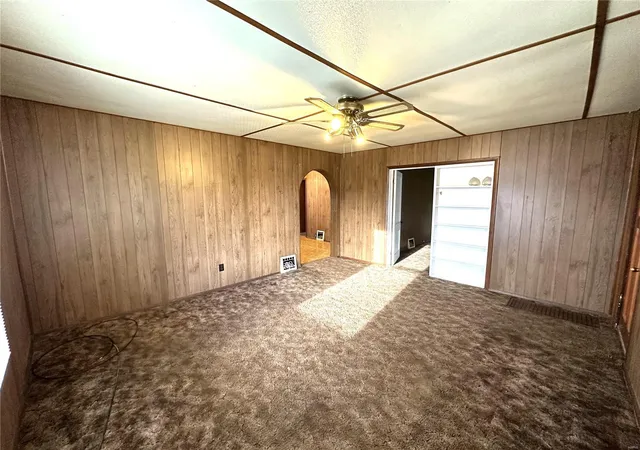 Photo 3 of Single family home for sale at 1302 E 3rd St, Salem, MO 65560 | MLS# 24019625 | Listing updated on 2024-09-04