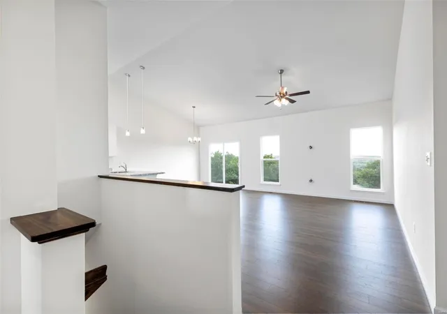 Photo 2 of Single family home for sale at 290 Osprey Ct, Lake St. Louis, MO 63367 | MLS# 24019768 | Listing updated on 2025-03-17