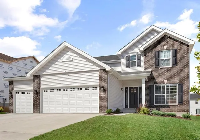 3rd image of 2 Nottingham At Wilmer Crossing, Wentzville, MO 63385 | MLS# 24020238