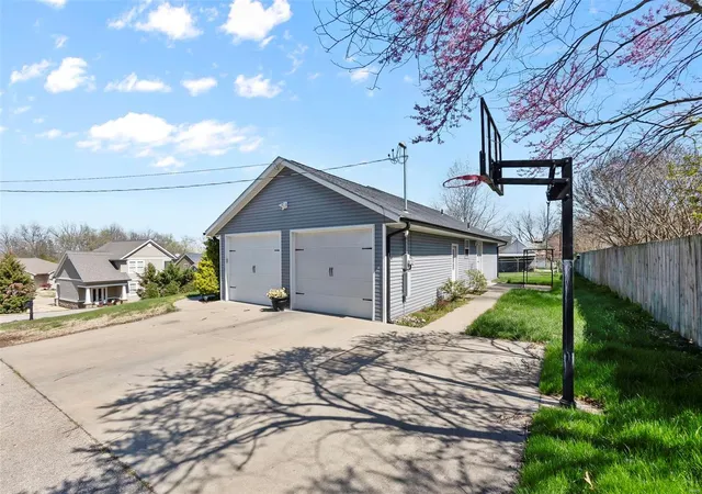 Homes for sale in Scott City, MO | 221 State Hwy Pp, Scott City, MO 63780 | MLS# 24020323