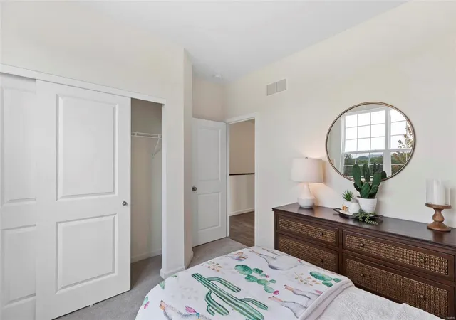 4th image of 2 Aspen At Harvest Manors, O Fallon, MO 63366 | MLS# 24021277