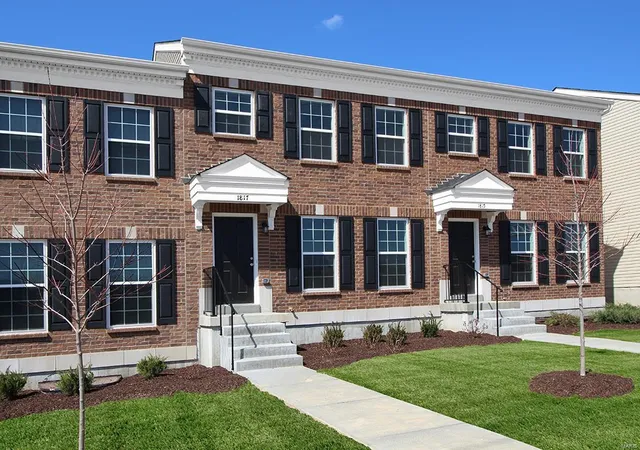 Photo 2 of Single family home for sale at 2 Georgetown At Harvest Townhom, O Fallon, MO 63368 | MLS# 24021788 | Listing updated on 2024-12-05