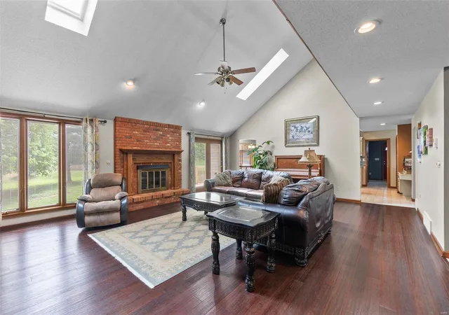 Photo 2 of Single family home for sale at 1240 Broadridge Dr, Jackson, MO 63755 | MLS# 24022063 | Listing updated on 2024-09-27