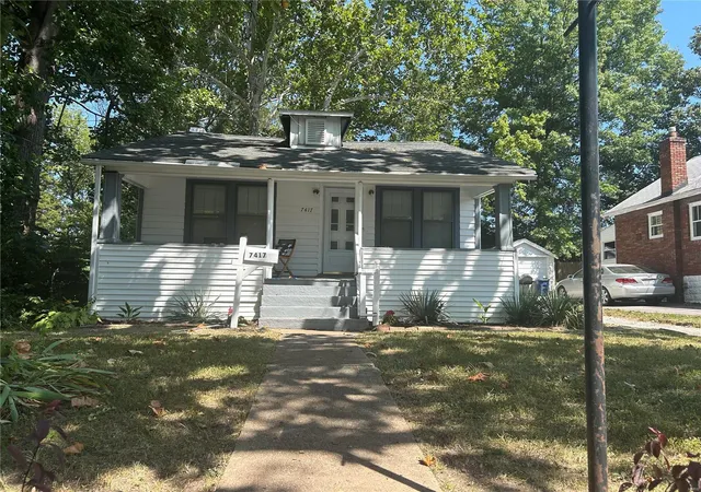 Photo 2 of Single family home for sale at 7417 Liberty Ave, Saint Louis, MO 63130 | MLS# 24022629 | Listing updated on 2024-08-28