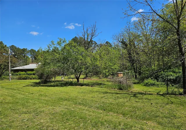 Photo 4 of House for sale at 8214 Cr 563, Winona, MO 65588 | MLS# 24024085 | Listing updated on 2024-12-18