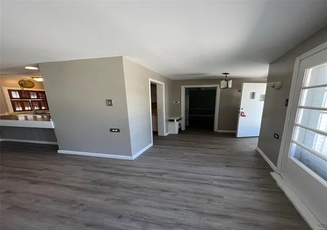 Photo 3 of Single family home for sale at 2113 Poplar Rd, East Saint Louis, IL 62206 | MLS# 24024221 | Listing updated on 2024-04-22