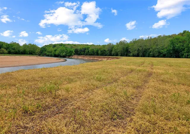 Homes for sale in Saint Clair, MO | 0 Old Cove Rd (1176+/  Acres), Saint Clair, MO 63077 | MLS# 24025251