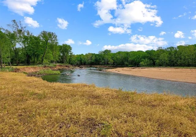 Homes for sale in Saint Clair, MO | 0 Old Cove Rd (1176+/  Acres), Saint Clair, MO 63077 | MLS# 24025251