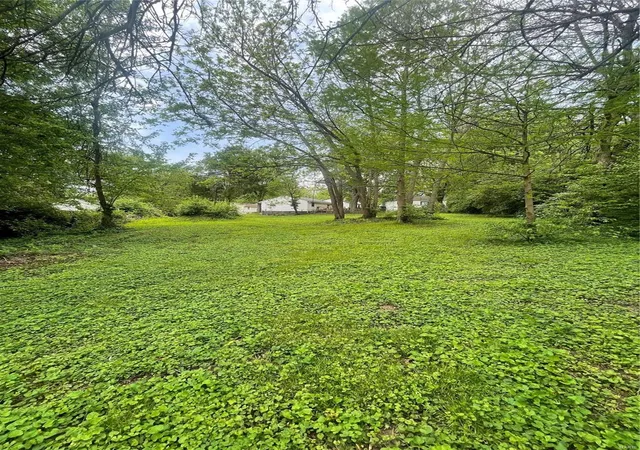 4th image of 9 Becker Dr, Saint Louis, MO 63135 | MLS# 24025777