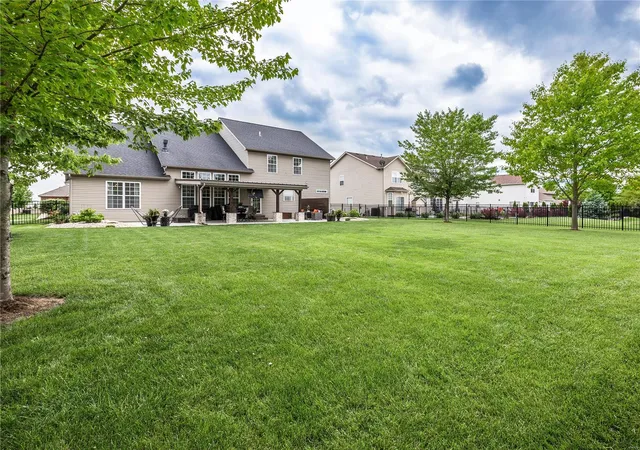 Photo 4 of Single family home for sale at 7027 Alston Ct, Edwardsville, IL 62025 | MLS# 24026298 | Listing updated on 2024-07-15
