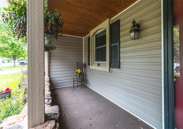 Photo 25 of Single family home for sale at 1114 E Cambridge St, Springfield, MO 65807 | MLS# 24027202 | Listing updated on 2024-10-22