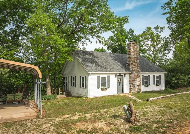 Photo 1 of Single family home for sale at 2023 Welch Dr, Hermann, MO 65041 | MLS# 24027321 | Listing updated on 2025-03-17