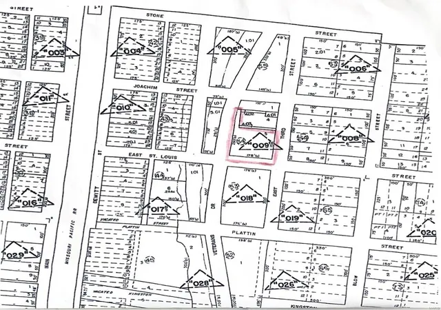 Photo 1 of Land for sale at 54 Veterans Or(east 3 Rd St) Dr, De Soto, MO 63020 | MLS# 24027387 | Listing updated on 2024-11-26