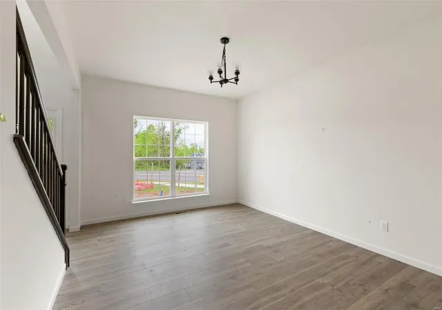 Photo 3 of Single family home for sale at 1020 Vardon Meadows Dr, Union, MO 63084 | MLS# 24028047 | Listing updated on 2024-10-03