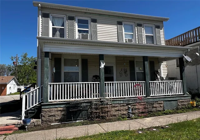 Photo 2 of Multi family home for sale at 107 W Broadway, Trenton, IL 62293 | MLS# 24031594 | Listing updated on 2024-11-15