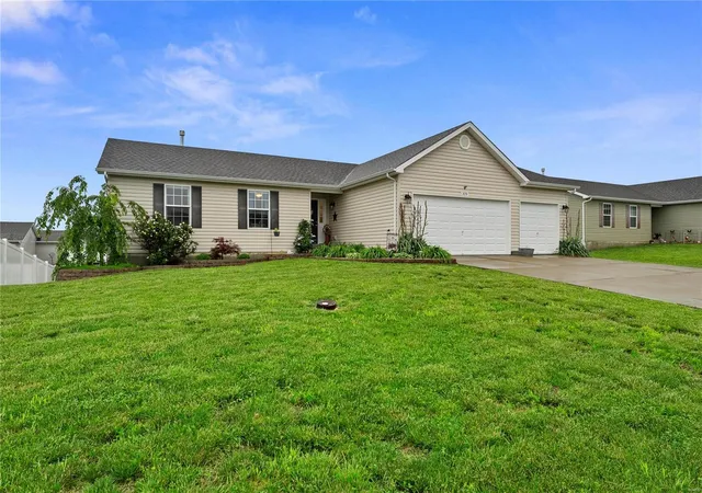 Photo 3 of Single family home for sale at 309 Falcons Way, Wright City, MO 63390 | MLS# 24031758 | Listing updated on 2024-11-12