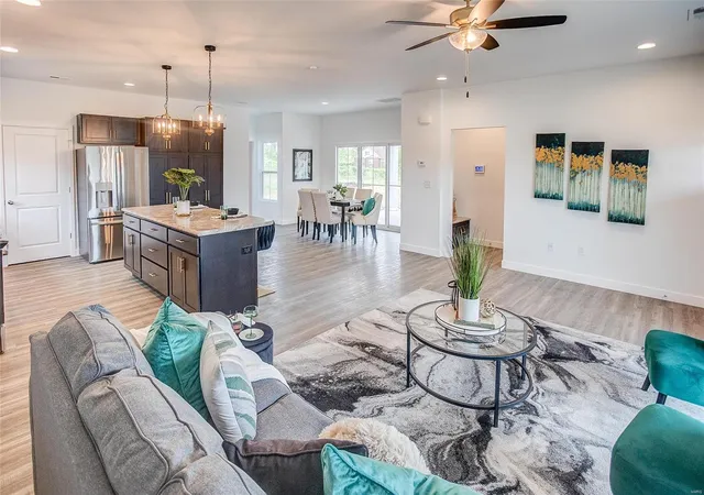 Photo 3 of Single family home for sale at 1609 Lansdowne Park Dr, East Saint Louis, IL 62204 | MLS# 24032741 | Listing updated on 2024-12-12