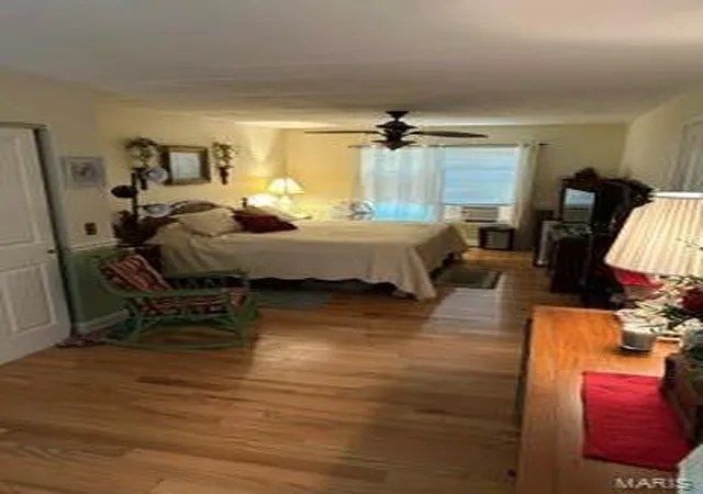 Photo 3 of Sale Pending at 12 Marquette Dr, Lake Saint Louis, MO 63367 | MLS# 24035143 | Listing updated on 2024-11-22