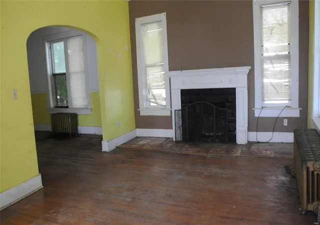 Photo 2 of Single family home for sale at 934 Vine, Poplar Bluff, MO 63901 | MLS# 24036379 | Listing updated on 2024-08-07