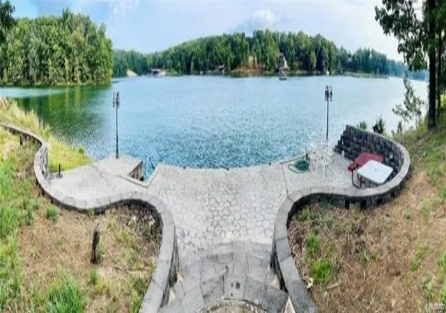 3rd image of 8013 Starboard, Perryville, MO 63775 | MLS# 24036901