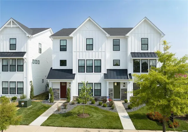 Photo 1 of Sale Pending at 8839 Eager Rd #24-301, Saint Louis, MO 63144 | MLS# 24037171 | Listing updated on 2024-06-11
