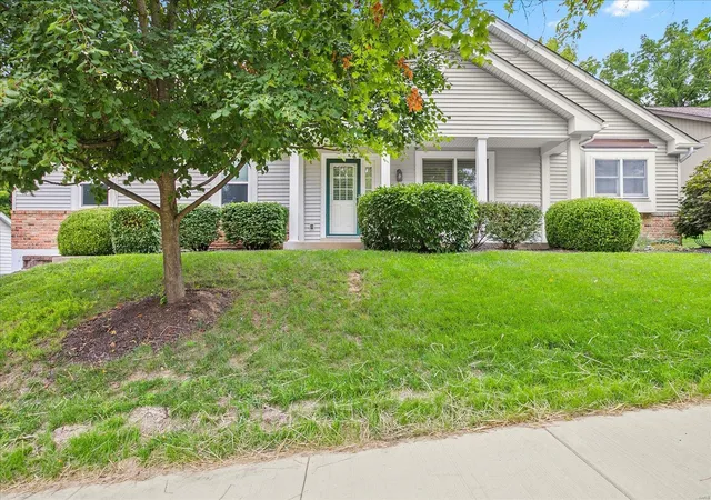 1st image of 1825 Shadywood Ct, Chesterfield, MO 63017 | MLS# 24038064