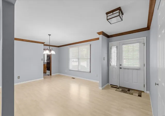 2nd image of 1825 Shadywood Ct, Chesterfield, MO 63017 | MLS# 24038064