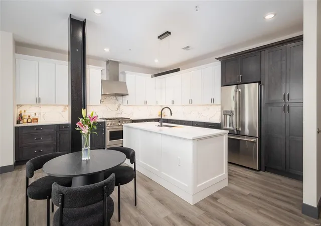 3rd image of 100 Quartz Knoll #401, Edwardsville, IL 62025 | MLS# 24038072