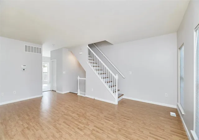 Photo 3 of Single family home for sale at 12 Robinson Circle Dr, Saint Louis, MO 63136 | MLS# 24038272 | Listing updated on 2024-10-03